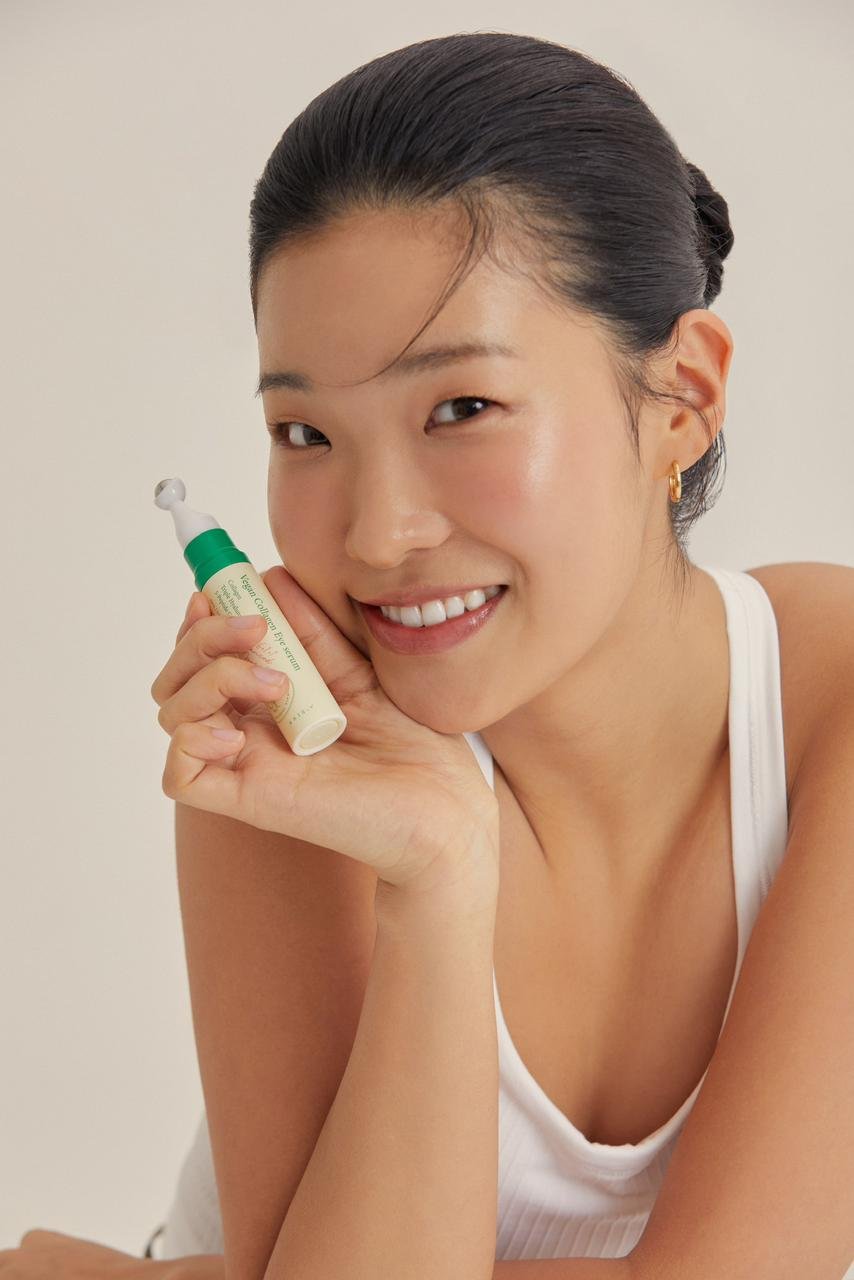 Axis - Y Vegan Collagen Eye Serum 10ml. سيروم العين بالكولاجين النباتي من أكسيس - واي، 10 مل - Princess Cosmetics Qatar