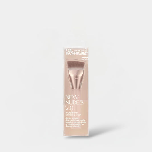 Real Techniques New Nudes H-Diamond Blending Brush ريال تكنيكس نيو نودز – فرشاة دمج إتش دايموند