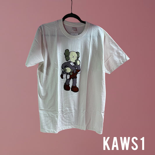 Characters White TShirt. الشخصيات التي شيرت الأبيض