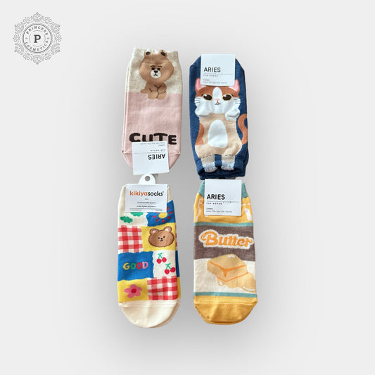 Assorted Socks (1 Pair). جوارب متنوعة (زوج واحد) - Princess Cosmetics Qatar