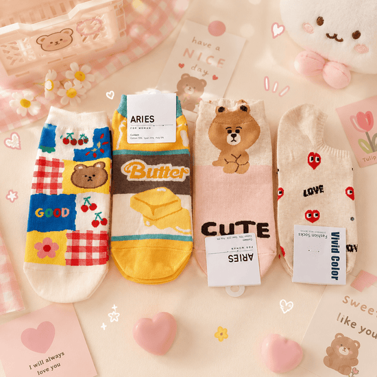 Assorted Socks (1 Pair) - WAKRA جوارب متنوعة - Princess Cosmetics Qatar