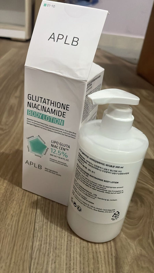 (BOX DAMAGED) APLB Glutathione Niacinamide Body Lotion 300ml APLB الجلوتاثيون النياسيناميد لوشن الجسم - Princess Cosmetics Qatar