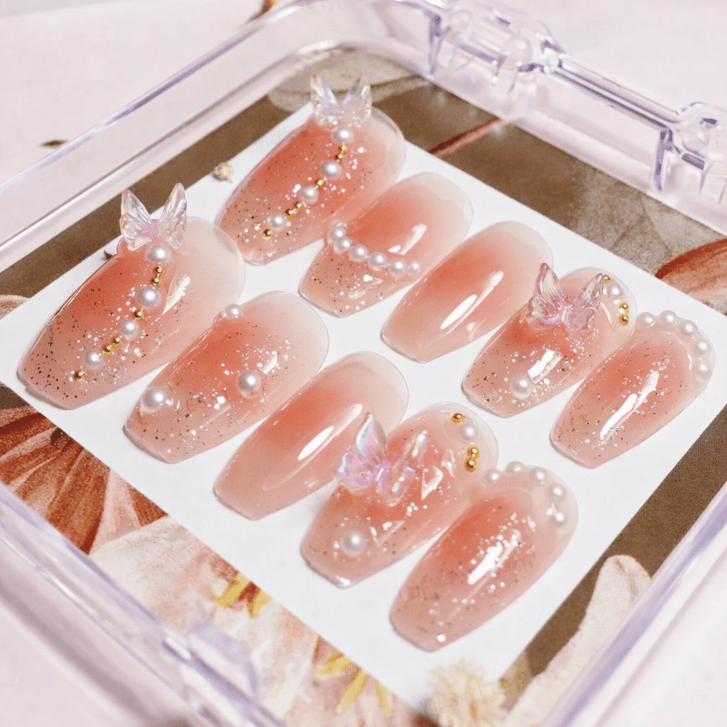 Cosplus Monina Premium Wearable Gel Nail Tips Set مجموعة أطراف أظافر جل قابلة للارتداء من كوسبلس مونينا بريميوم - Princess Cosmetics Qatar