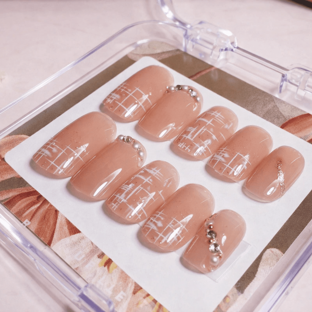 Cosplus Monina Premium Wearable Gel Nail Tips Set مجموعة أطراف أظافر جل قابلة للارتداء من كوسبلس مونينا بريميوم - Princess Cosmetics Qatar