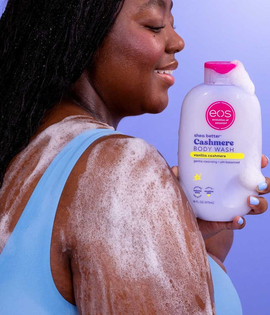 eos Shea Butter Cashmere Body Wash - Vanilla Cashmere 473ml غسول الجسم بزبدة الشيا والكشمير من إي أو إس - فانيليا وكشمير - Princess Cosmetics Qatar