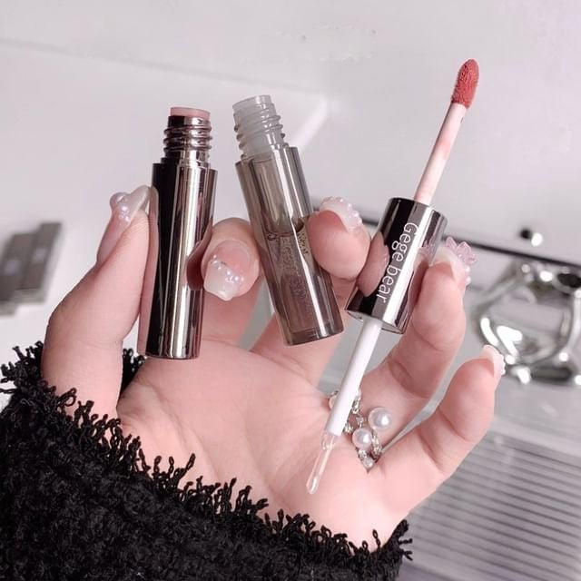 Gege Bear Double - headed Lip Glaze 33g ملمع شفاه مزدوج الرأس من جيجي بير - Princess Cosmetics Qatar