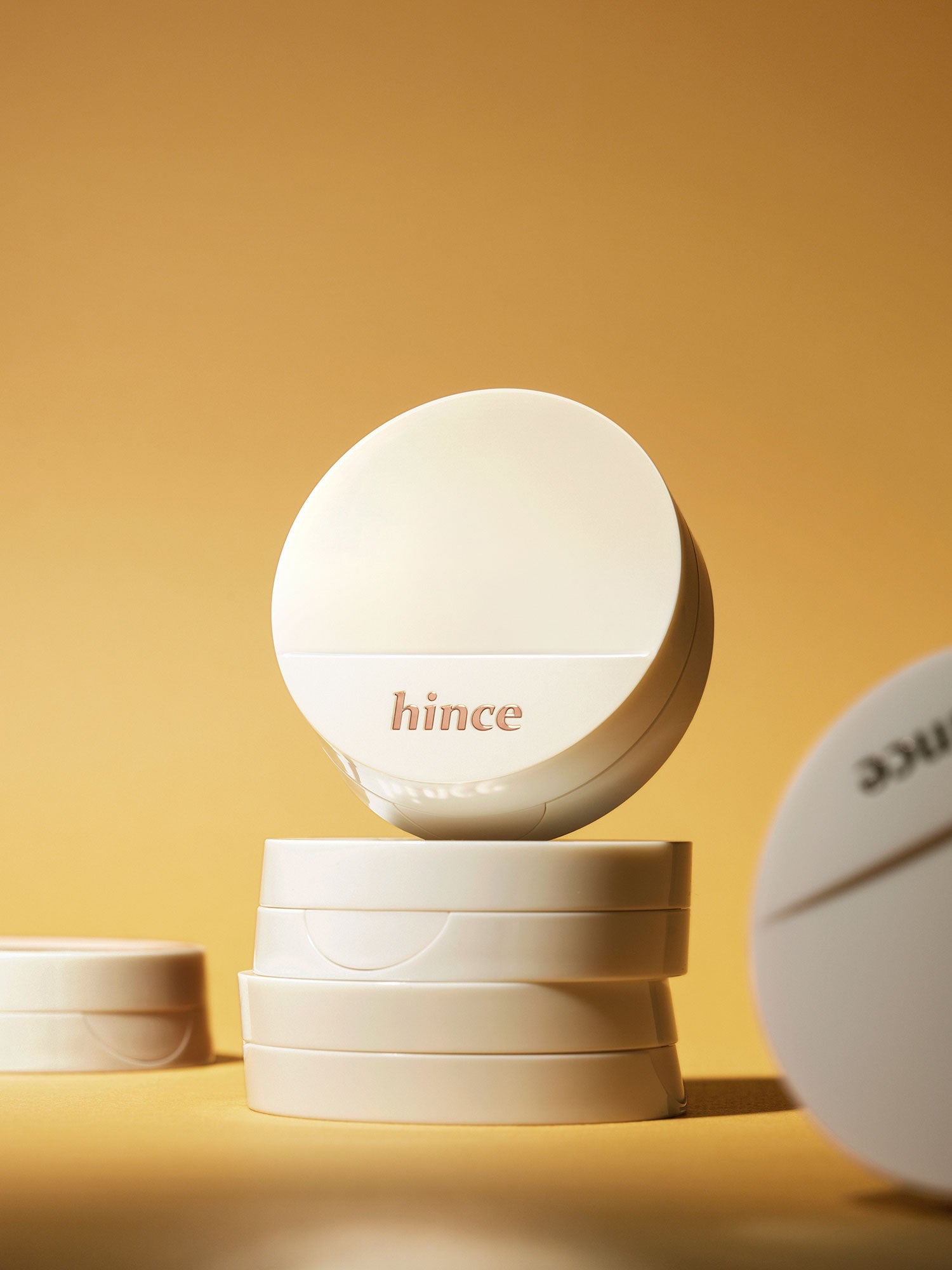 Hince Second Skin Glow Cushion وسادة توهج البشرة الثانية من هينس - Princess Cosmetics Qatar