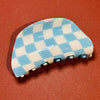 Checkered Medium Hair Claw Clips. مشابك مخلب شعر متوسطة مربعة الشكل