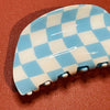 Checkered Medium Hair Claw Clips. مشابك مخلب شعر متوسطة مربعة الشكل