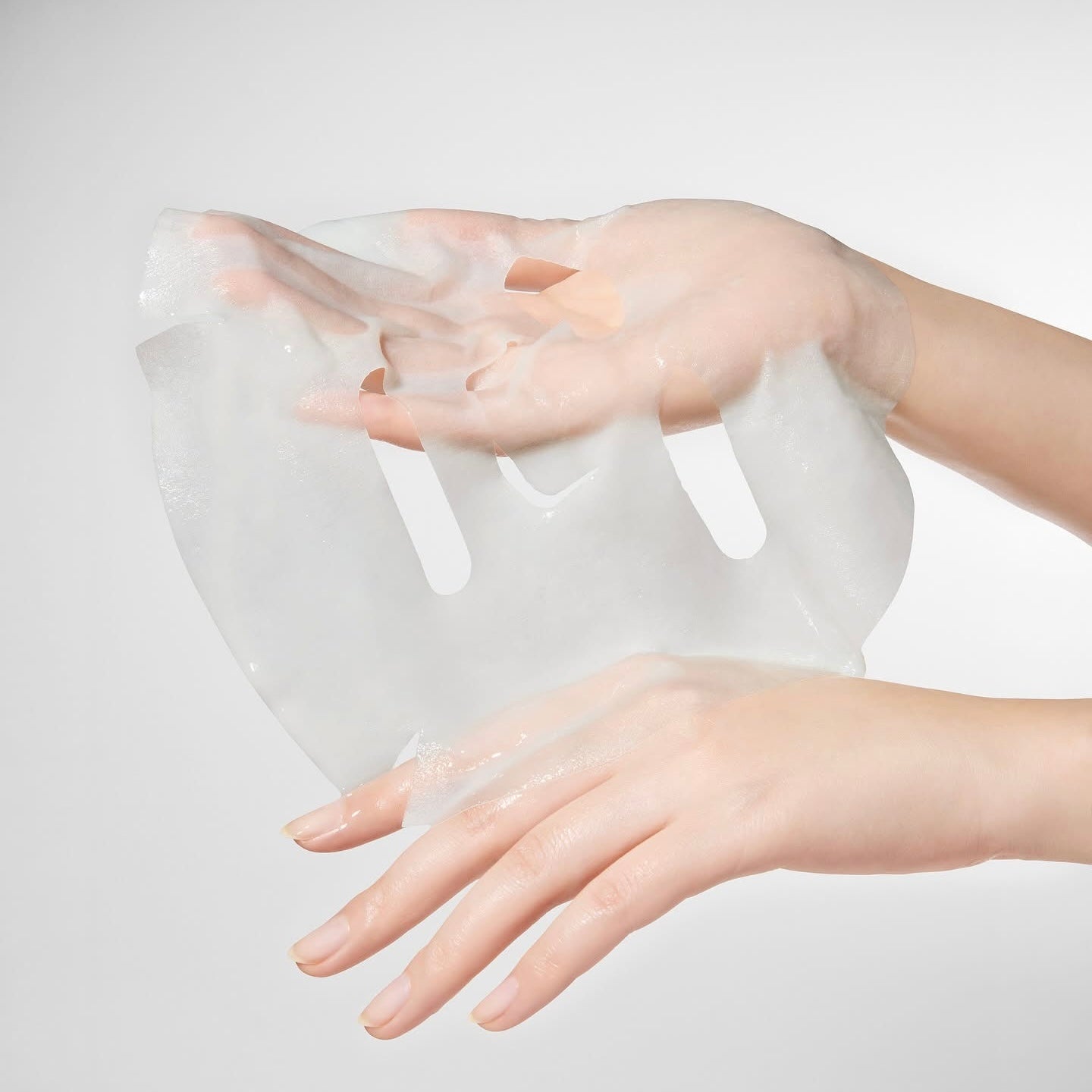 Innisfree Retinol Green Tea PDRN Skin Booster Ampoule Gel Mask (1 Sheet) قناع جل أمبولة ريتينول بالشاي الأخضر من إينيسفري PDRN لتعزيز البشرة - Princess Cosmetics Qatar