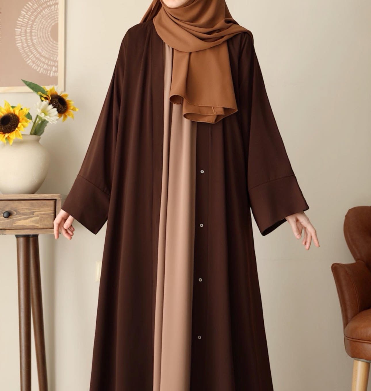 Klasik Abaya - Brown. عباية كلاسيك - بني - Princess Cosmetics Qatar