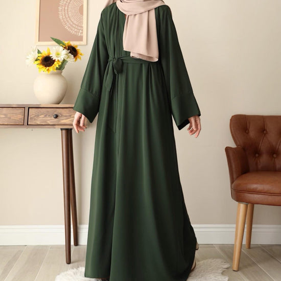 Klasik Abaya - Green. عباية كلاسيك - أخضر - Princess Cosmetics Qatar