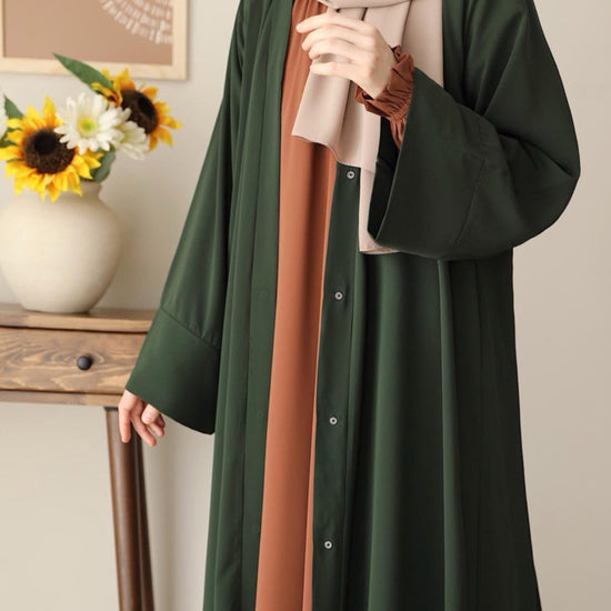 Klasik Abaya - Green. عباية كلاسيك - أخضر - Princess Cosmetics Qatar