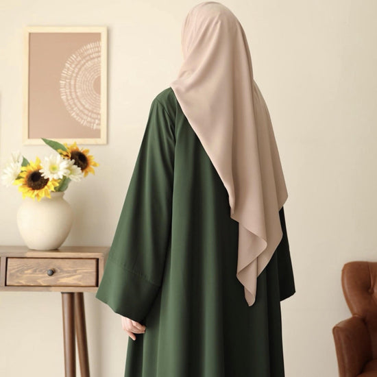 Klasik Abaya - Green. عباية كلاسيك - أخضر - Princess Cosmetics Qatar