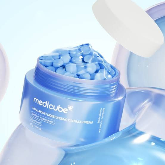 Medicube Hyaluronic Moisturizing Capsule Cream 50g كريم كبسولة مرطبة بحمض الهيالورونيك من ميديكيوب - Princess Cosmetics Qatar