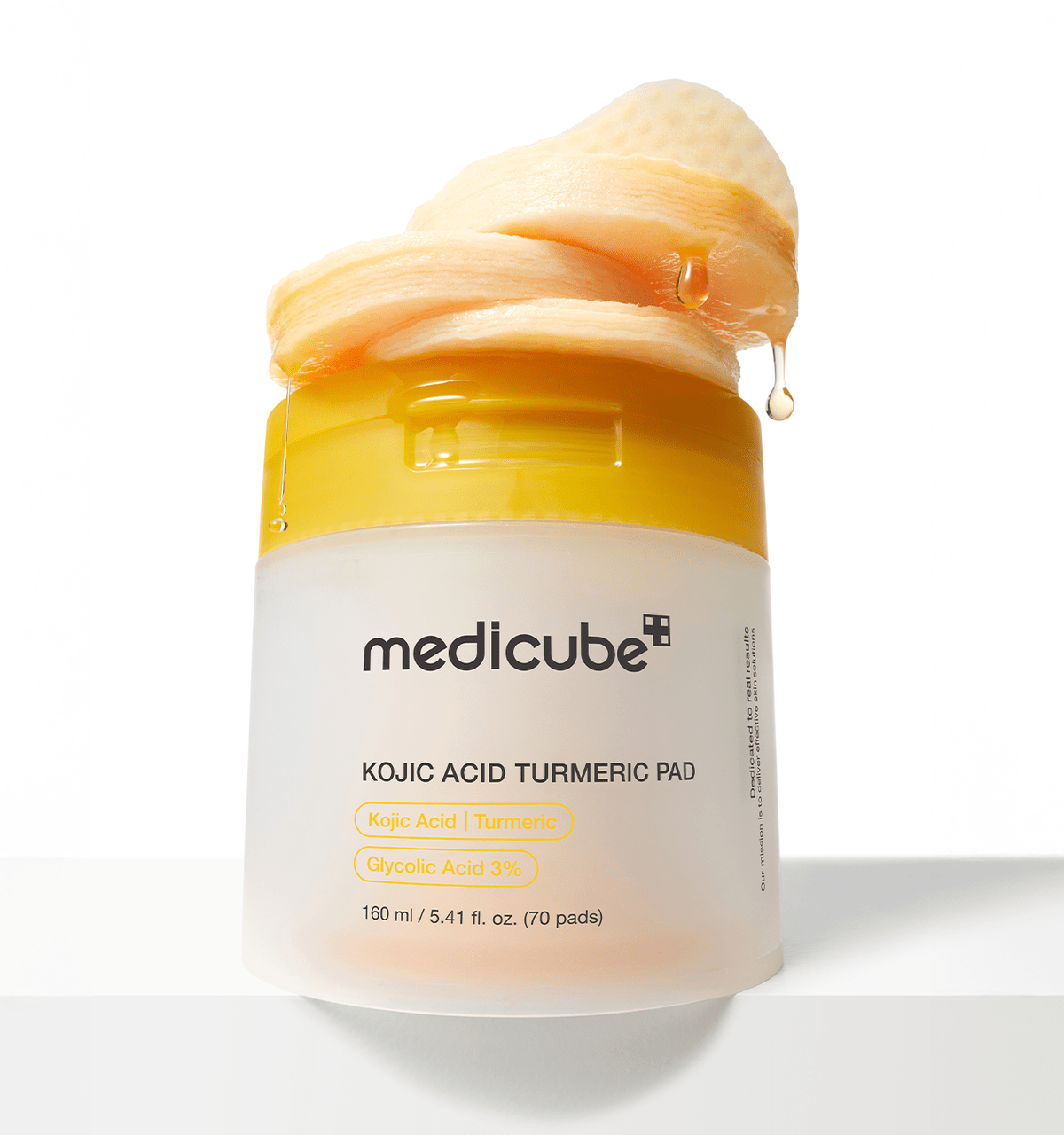 Medicube Kojic Acid Turmeric Pad 160ml ضمادة الكركم من ميديكيوب بحمض الكوجيك - Princess Cosmetics Qatar