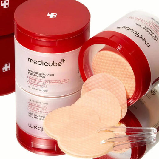 Medicube Red Succinic Peeling Pad (70 Pads) وسادة تقشير ميديكيوب الحمراء السكسينية - Princess Cosmetics Qatar