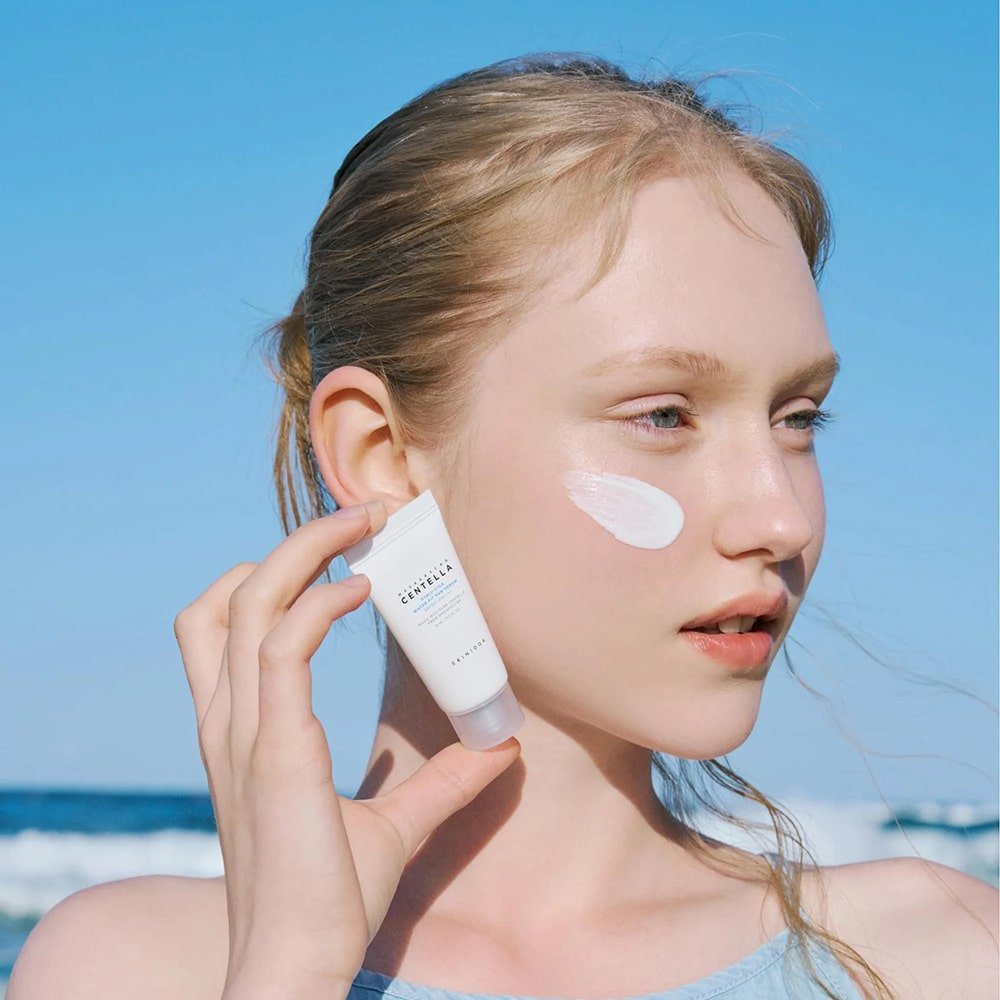 SKIN1004 Madagascar Centella Hyalu - Cica Water - Fit Sun Serum. SKIN1004 مصل الشمس من مدغشقر كينتيللا هيالو - سيكا ووتر فيت - Princess Cosmetics Qatar