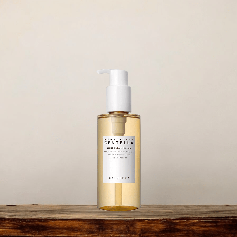 SKIN1004 Madagascar Centella Light Cleansing Oil. SKIN1004 زيت مدغشقر كينتيلا الخفيف المنظف - Princess Cosmetics Qatar