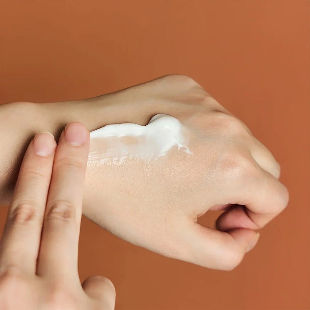 SKIN1004 Madagascar Centella Probio - Cica Enriched Cream 50ml. SKIN1004 مدغشقر كينتيلا بروبيو سيكا كريم غني - Princess Cosmetics Qatar