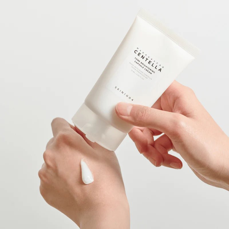 SKIN1004 Madagascar Centella Tone Brightening Capsule Cream 75ml. SKIN1004 مدغشقر كينتيلا تون كريم كبسولة تفتيح البشرة - Princess Cosmetics Qatar