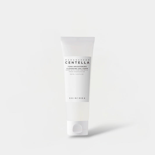 SKIN1004 Madagascar Centella Tone Brightening Cleansing Gel Foam 125ml. SKIN1004 مدغشقر كينتيلا تون رغوة جل منظف لتفتيح البشرة - Princess Cosmetics Qatar