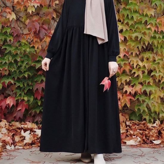 Talia Ferace Abaya - Black. عباية تاليا فيريس - أسود - Princess Cosmetics Qatar