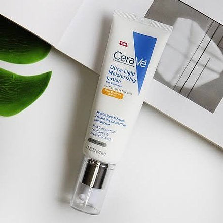 Cerave Ultra-Light Moisturizing Lotion SPF 30 50ml. لوشن مرطب خفيف للغاية من سيرافي بعامل حماية من أشعة الشمس 30، 50 مل