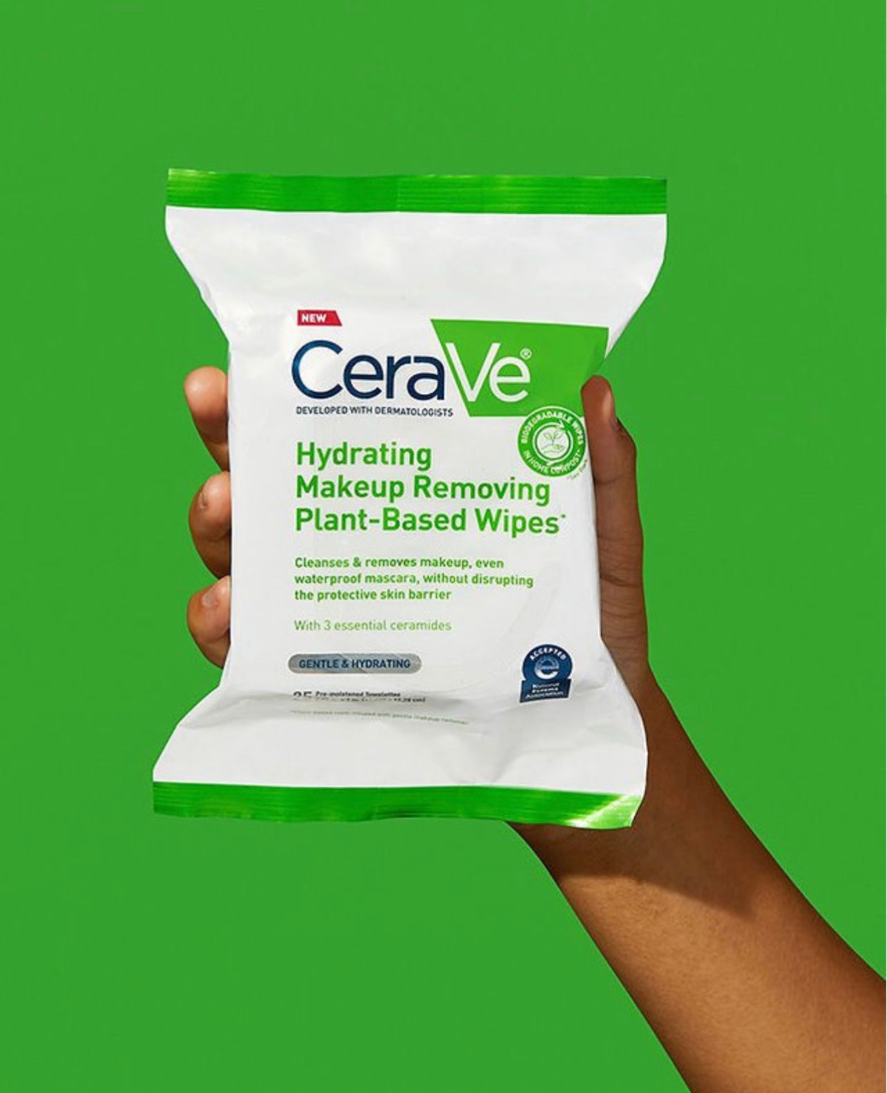 Cerave Hydrating Makeup Removing Plant - Based Wipes (25 Towelettes). مناديل مرطبة لإزالة المكياج من سيرافي، مصنوعة من مكونات نباتية (25 منديل) - Princess Cosmetics Qatar