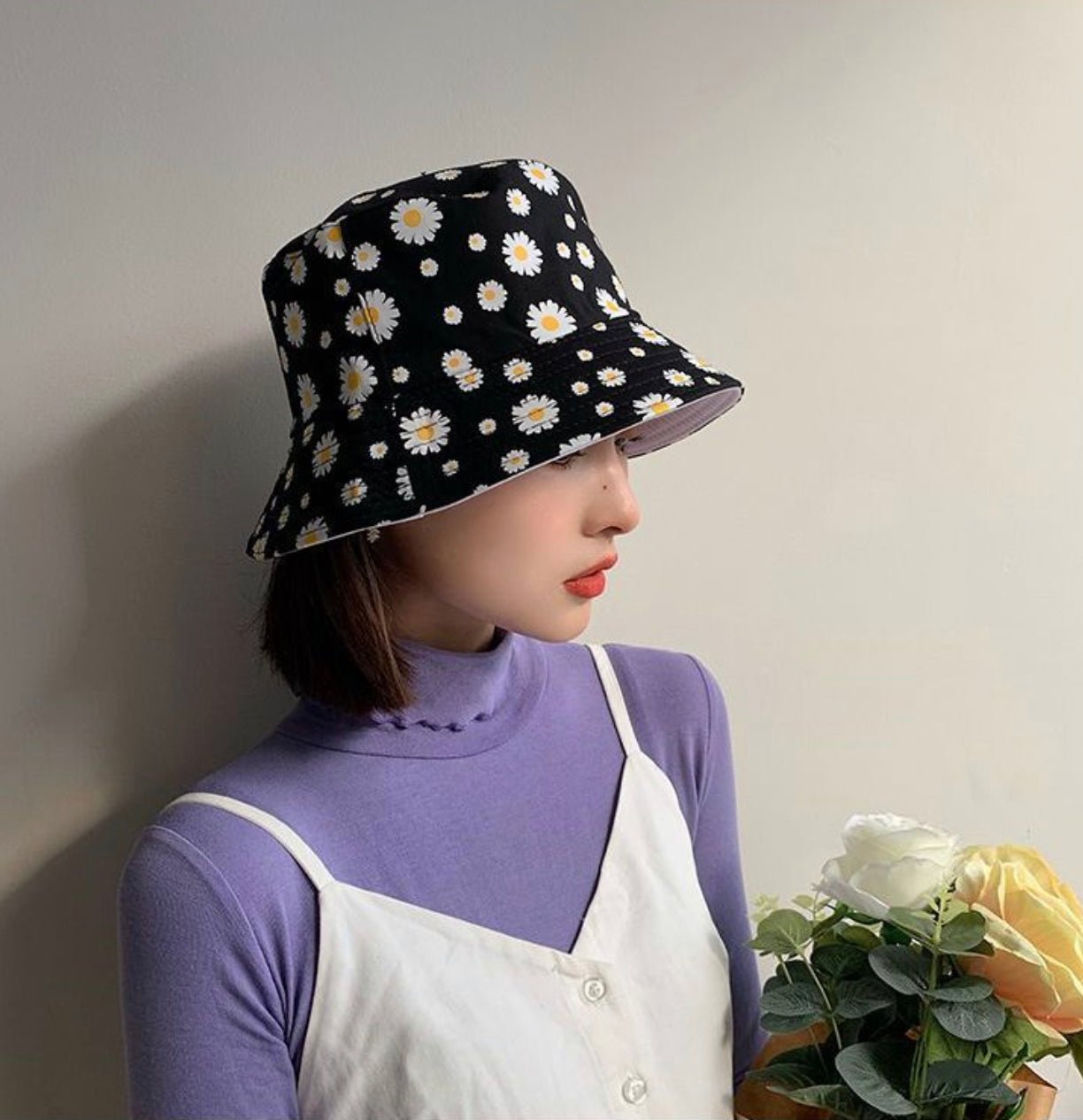 Daisy Print Bucket Hat (1pc). قبعة دلو بطبعة ديزي (قطعة واحدة) - Princess Cosmetics Qatar