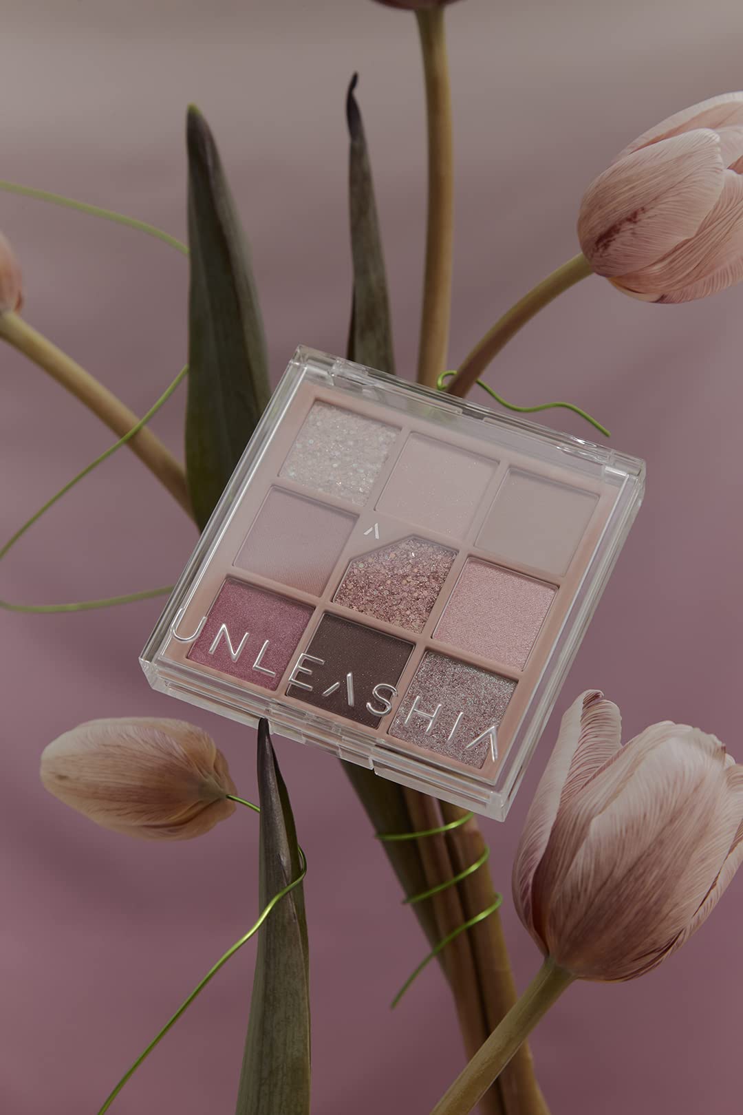 Unleashia Glitterpedia Eye Palette - No 5 All of Dusty Rose. باليت العيون جليتر بيديا من أنليشيا - رقم 5، كل من داستي روز - Princess Cosmetics Qatar